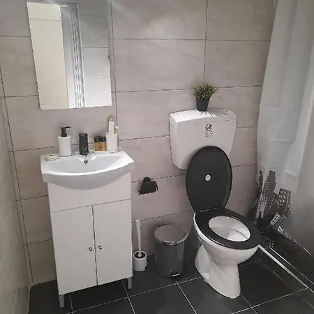 Cocomelo Apts